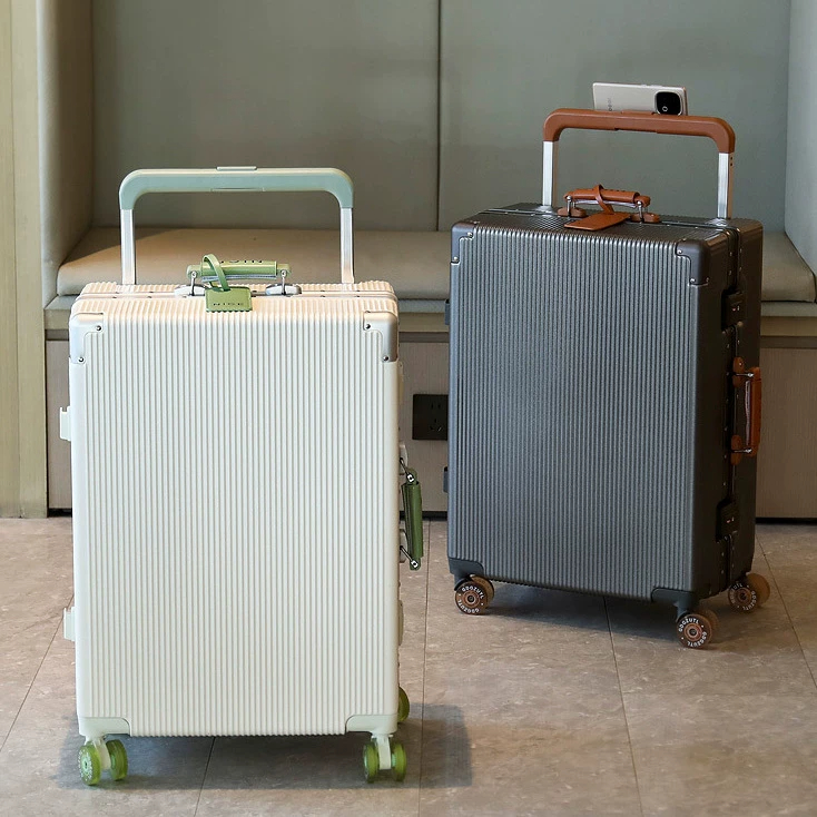 Spinner Wheel Rolling Suitcase 20 Inch - Koper dengan pegangan lebar dan roda,