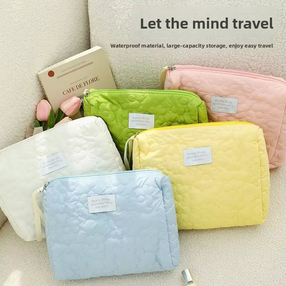 Tas Rias Wanita Pola Bunga Bar - Cosmetic Bags ulasan dan harga